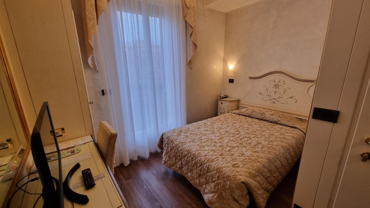 Hotel Carlton Capri Venedig Exterior foto