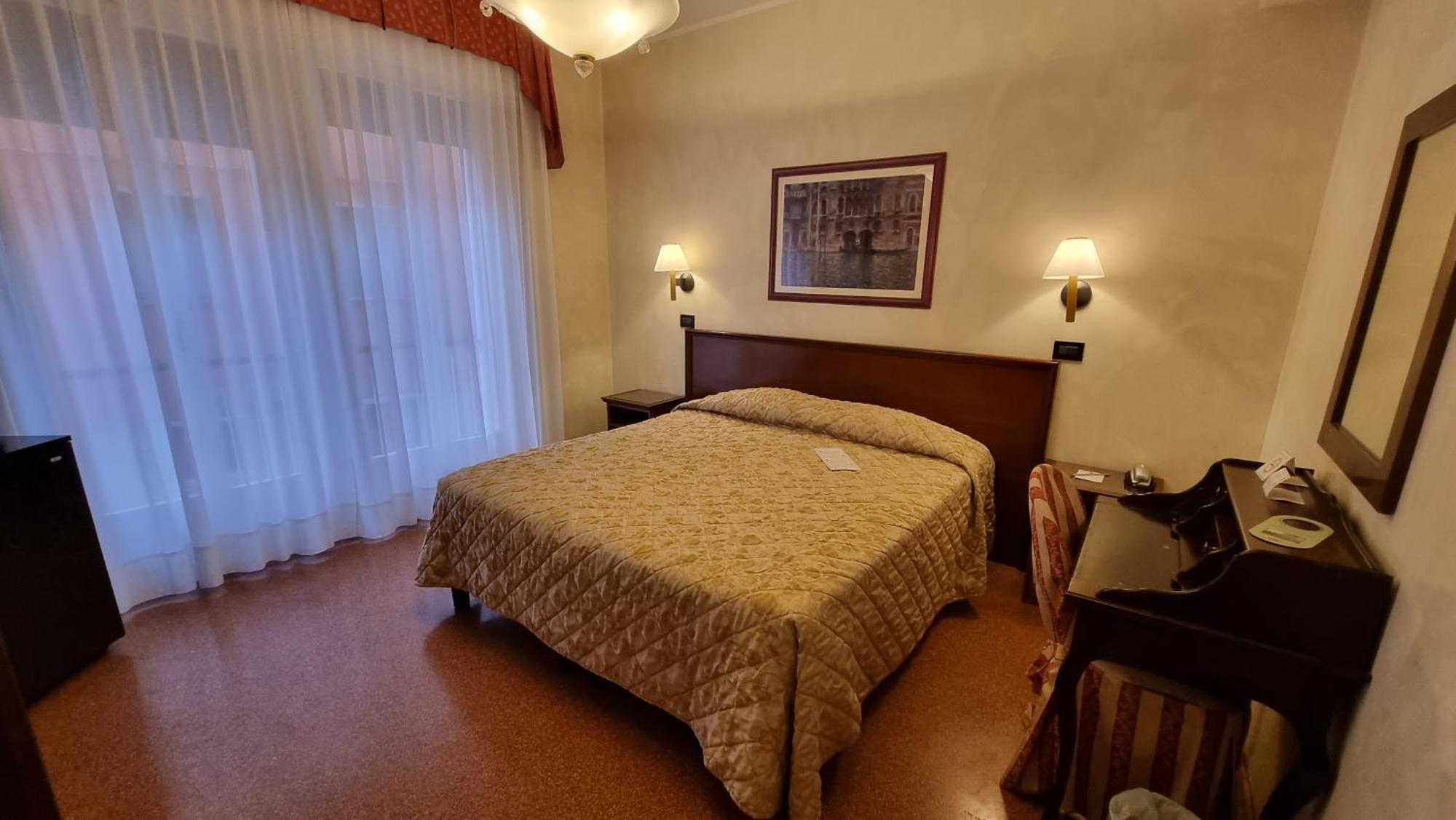 Hotel Carlton Capri Venedig Exterior foto
