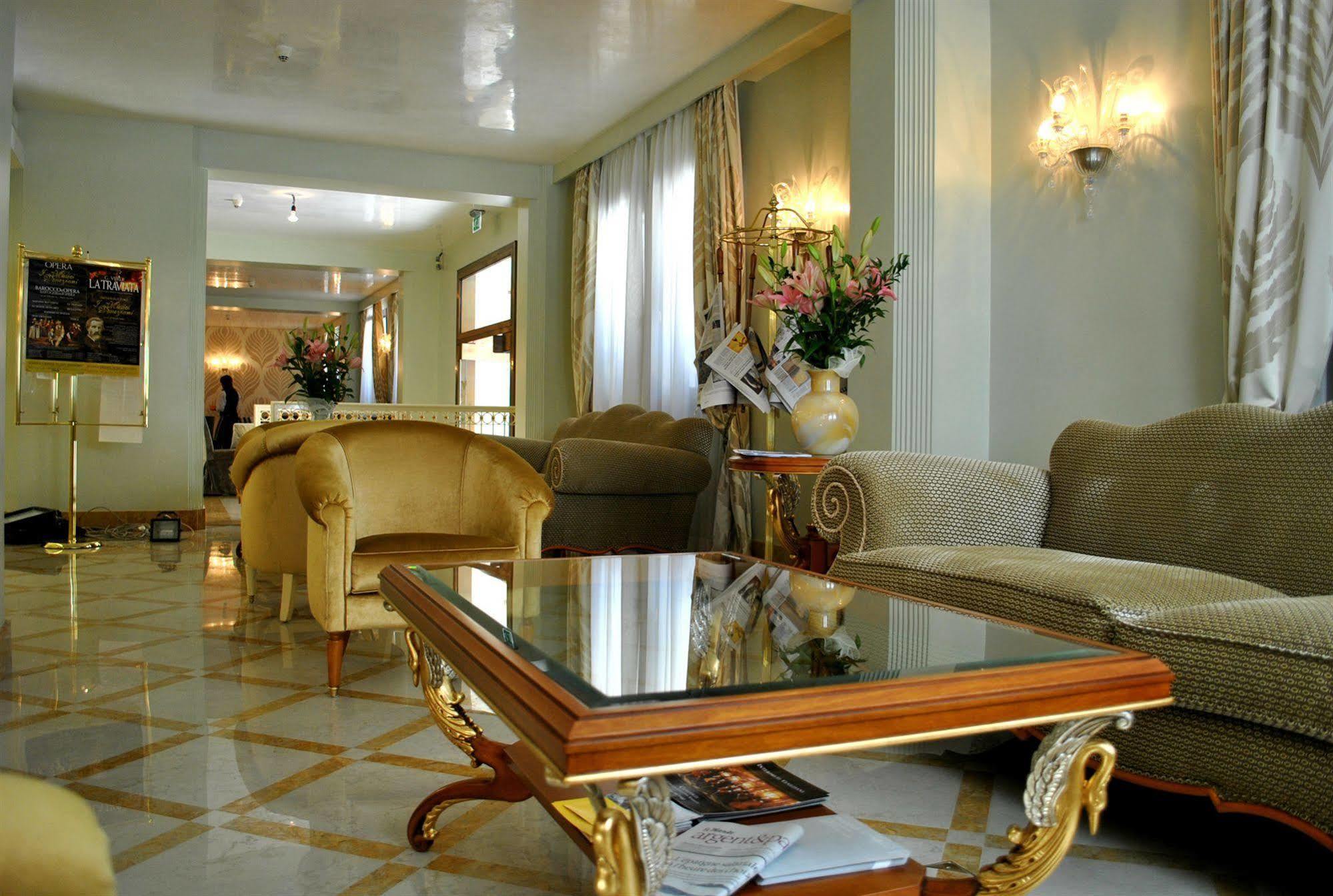 Hotel Carlton Capri Venedig Exterior foto